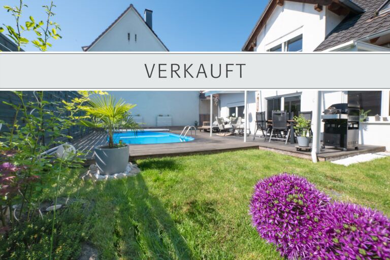 Garten mit Pool: sonnig und stimmungsvoll